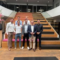Foto bezoek mark Harbers